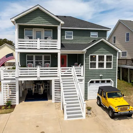 Sojourn Family Home With Country Club Access 5 Bedrooms Sleeps 12
